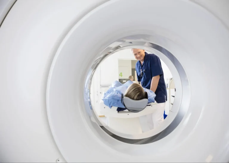MRI vs. X-Ray: Why MRI Is Superior for Soft Tissue Imaging