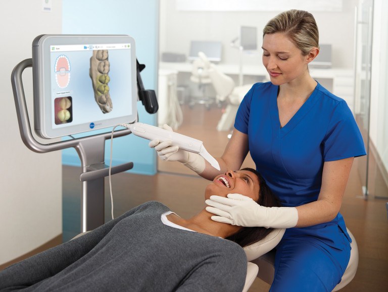 When to Consult an Endodontic Specialist for Dental Care
