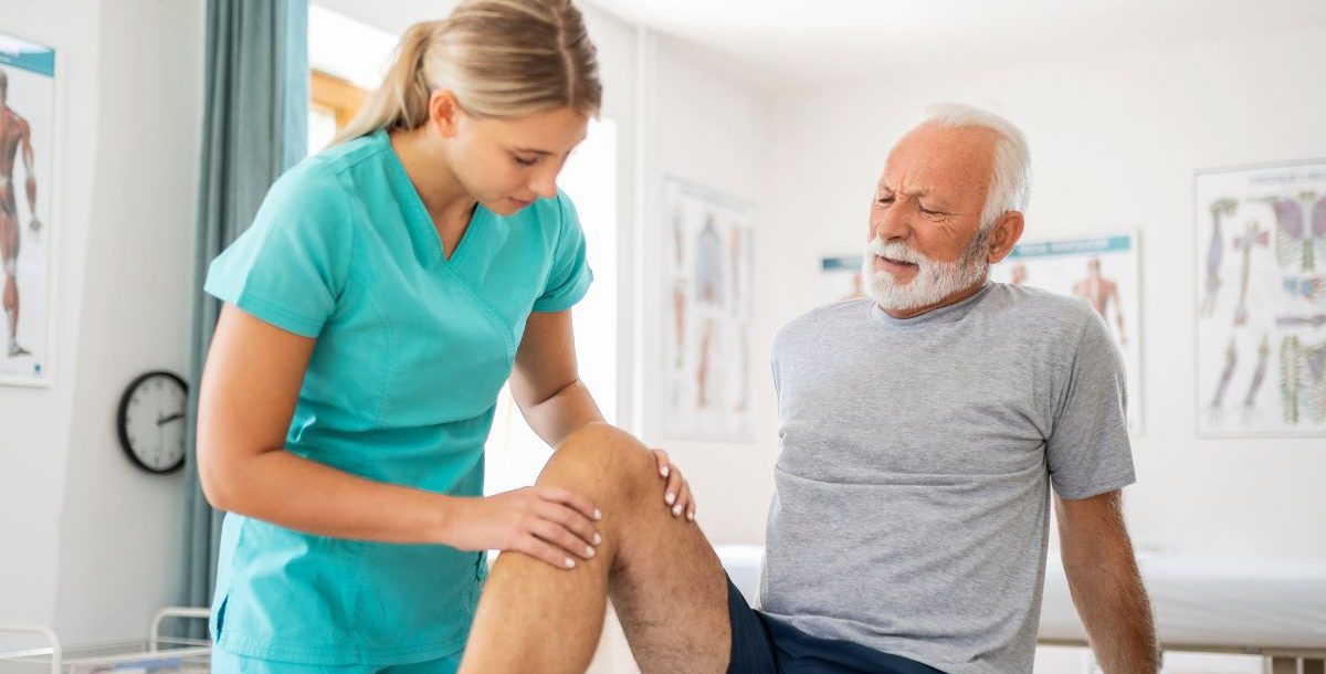 Exploring the Benefits of Minimally Invasive Knee Replacement Surgery